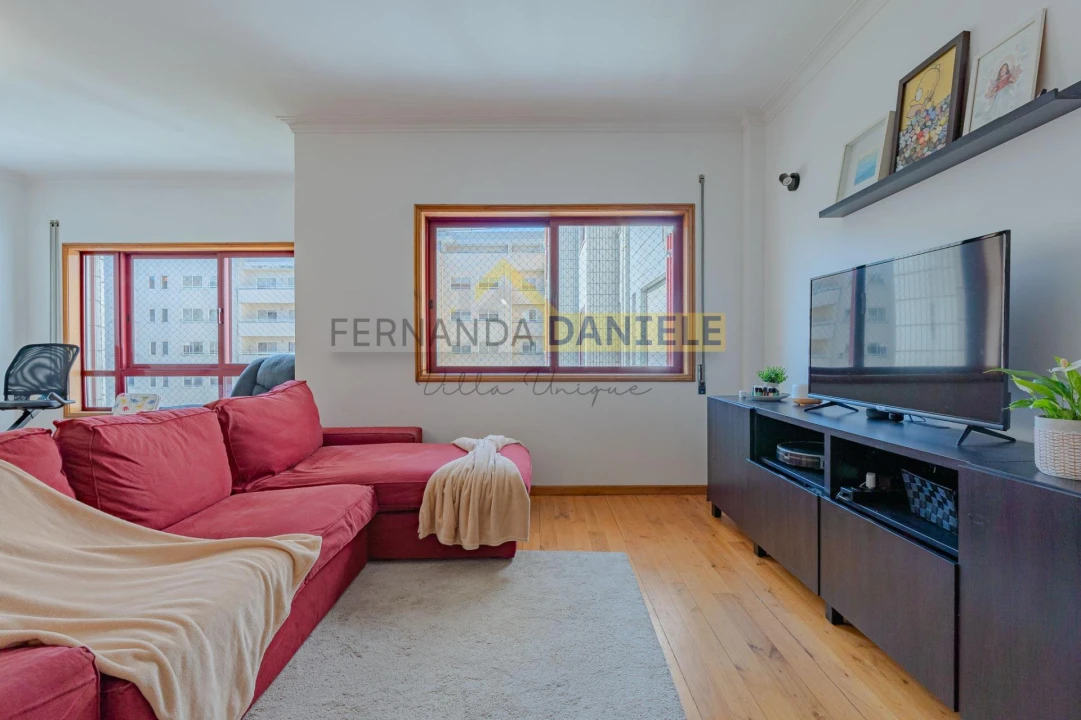 Apartamento T3 para Venda em Mafamude e Vilar do Paraíso Foto 2