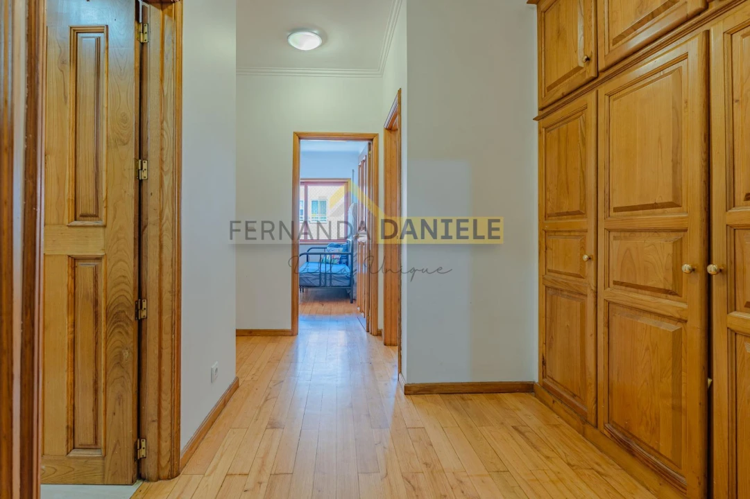 Apartamento T3 para Venda em Mafamude e Vilar do Paraíso Foto 21