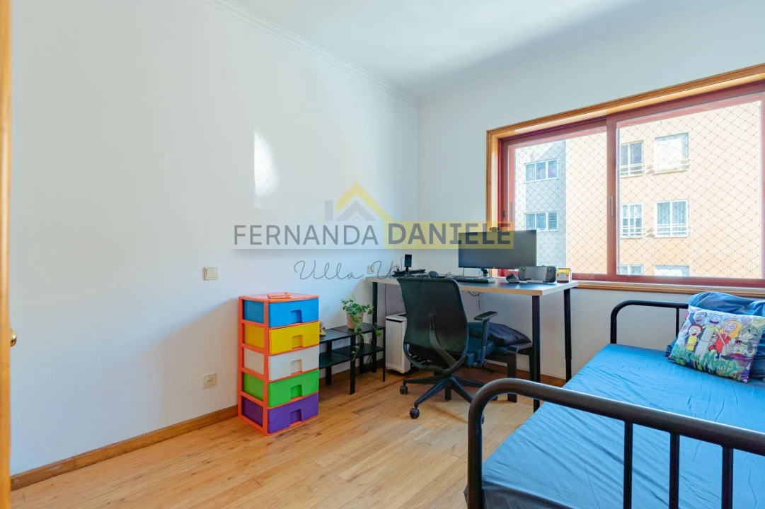 Apartamento T3 para Venda em Mafamude e Vilar do Paraíso Foto 25