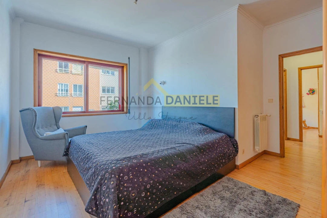 Apartamento T3 para Venda em Mafamude e Vilar do Paraíso Foto 29