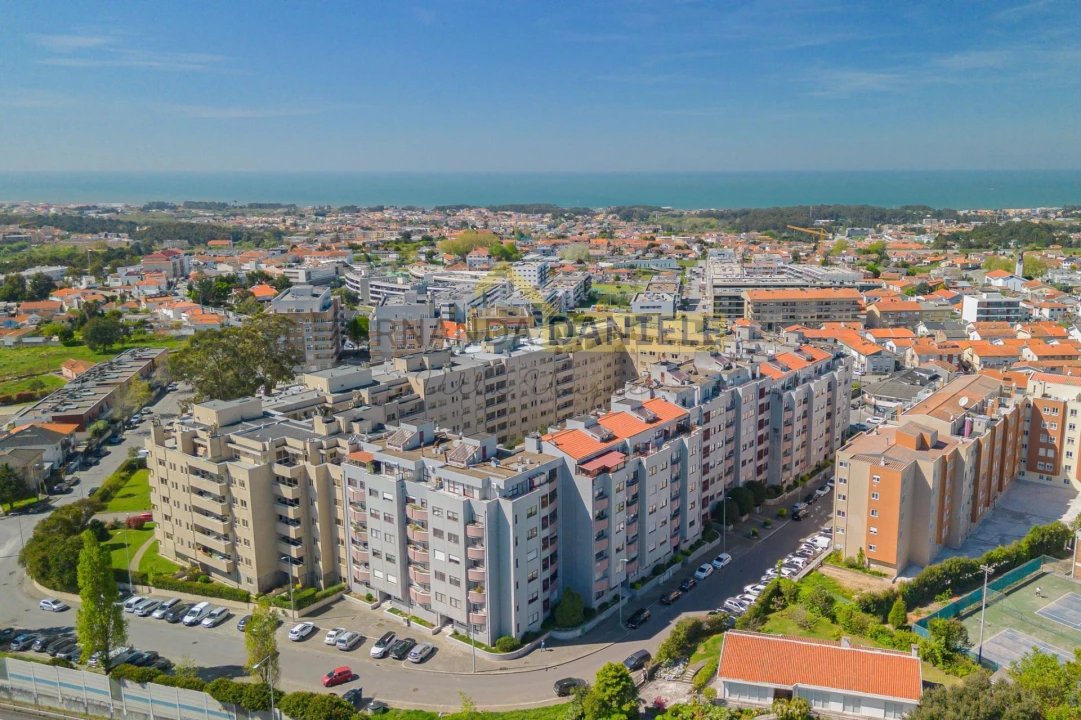 Apartamento T3 para Venda em Mafamude e Vilar do Paraíso Foto 36