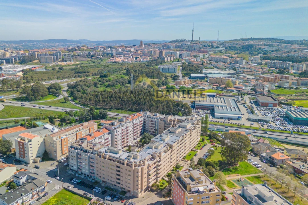 Apartamento T3 para Venda em Mafamude e Vilar do Paraíso Foto 40