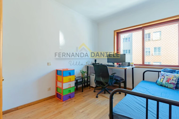 Apartamento T3 para Venda em Mafamude e Vilar do Paraíso Foto 25