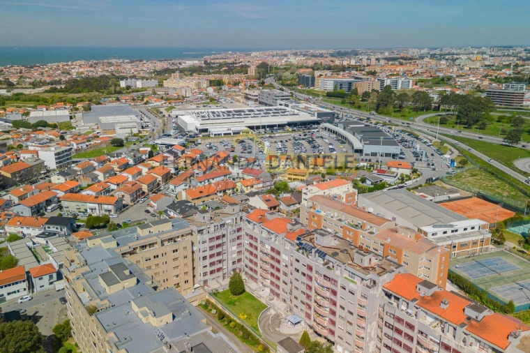 Apartamento T3 para Venda em Mafamude e Vilar do Paraíso Foto 38