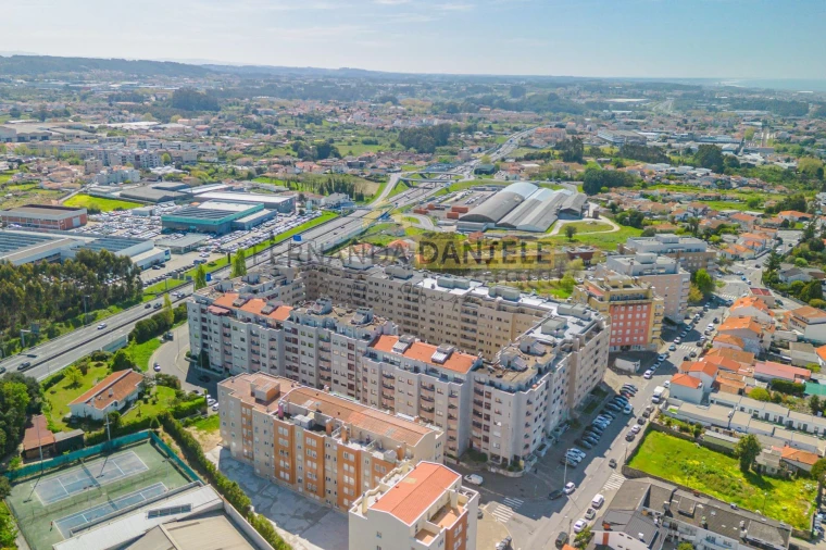 Apartamento T3 para Venda em Mafamude e Vilar do Paraíso Foto 41