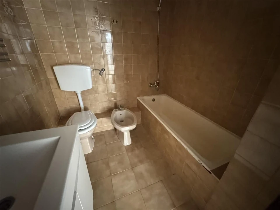 Apartamento T2 para Venda em Corroios Foto 11