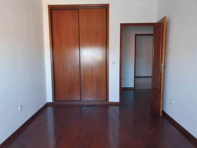 Apartamento T2 para Venda em Rio Tinto Foto 10