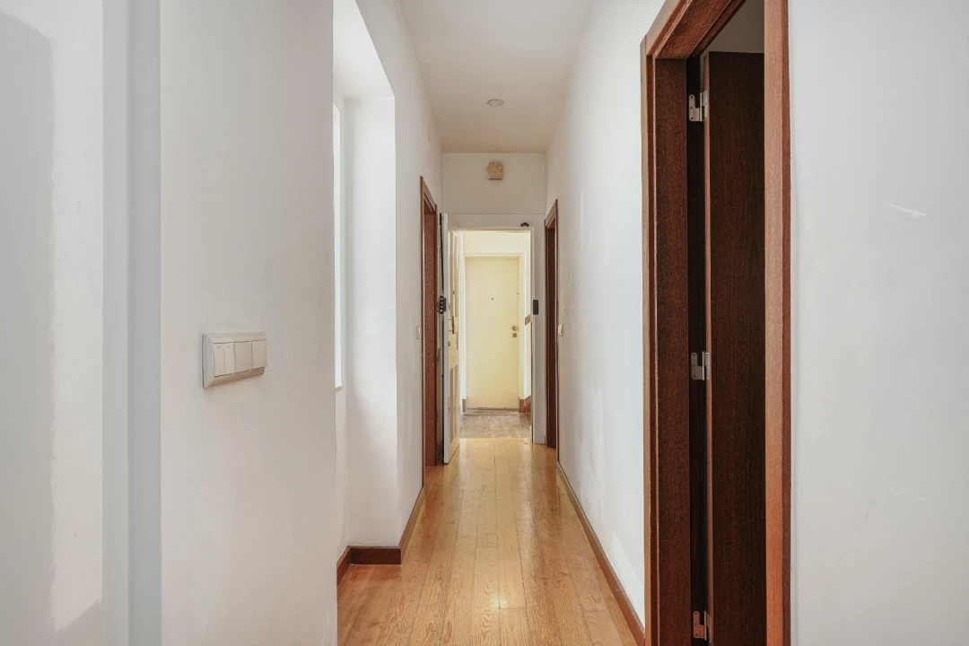 Apartamento T1 para Venda em Areeiro Foto 2