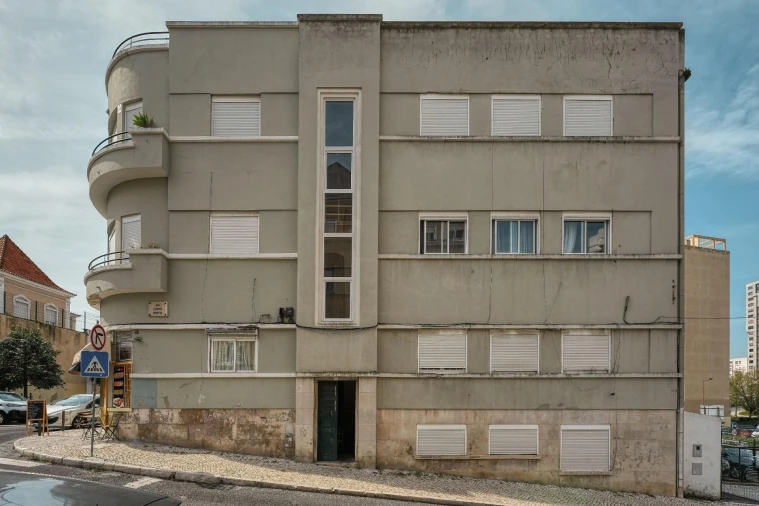 Apartamento T1 para Venda em Areeiro Foto 17