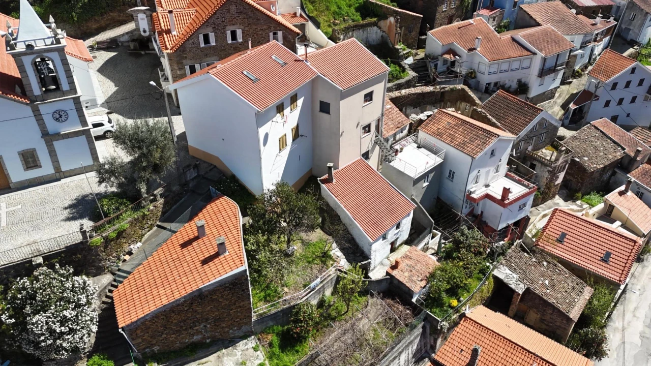 Moradia T1 para Venda em Sandomil Foto 17