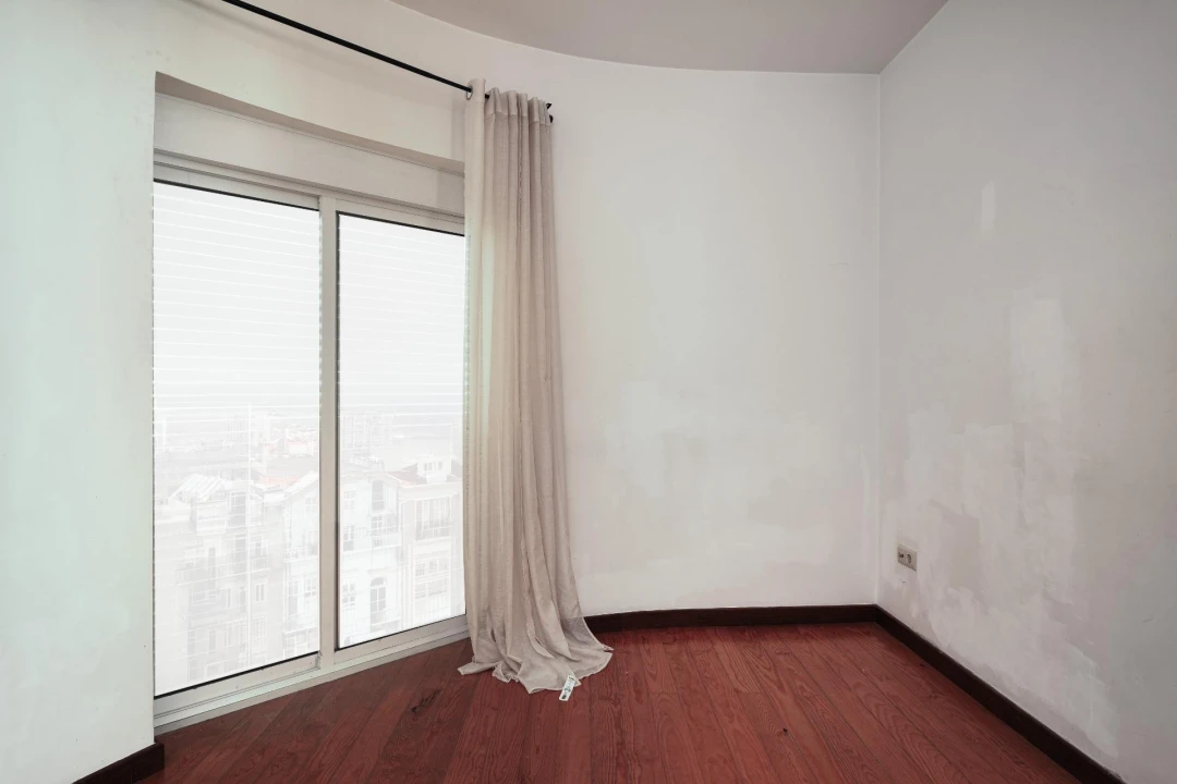 Apartamento T1 para Venda em Areeiro Foto 5