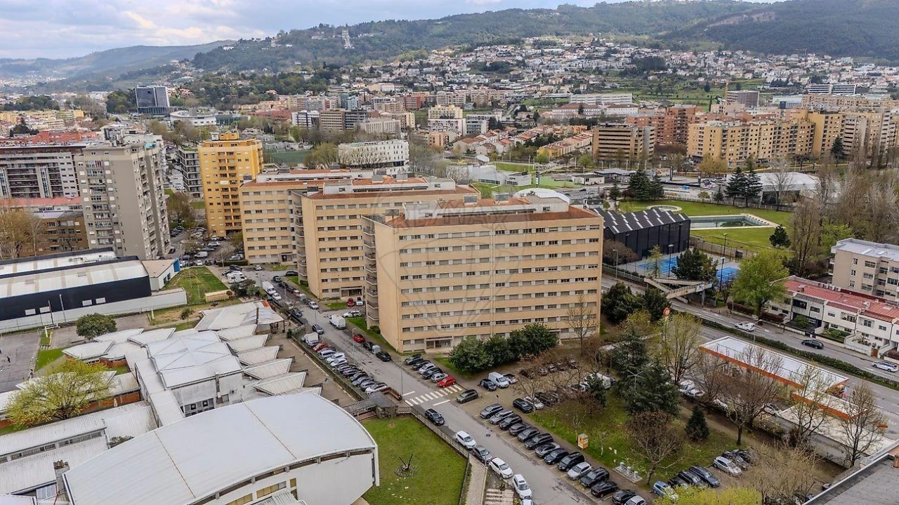 Apartamento T4 para Venda em São Vitor (Braga) Foto 4