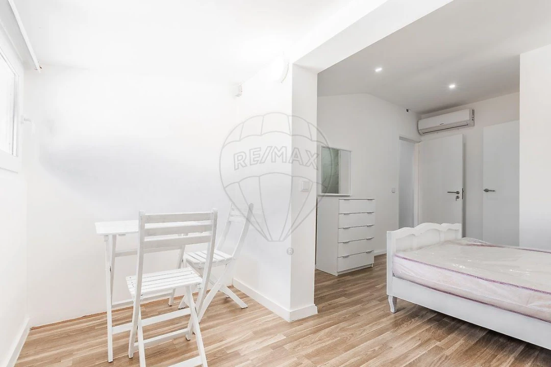 Apartamento T4 para Venda em Braga (Maximinos, Sé e Cividade) Foto 9