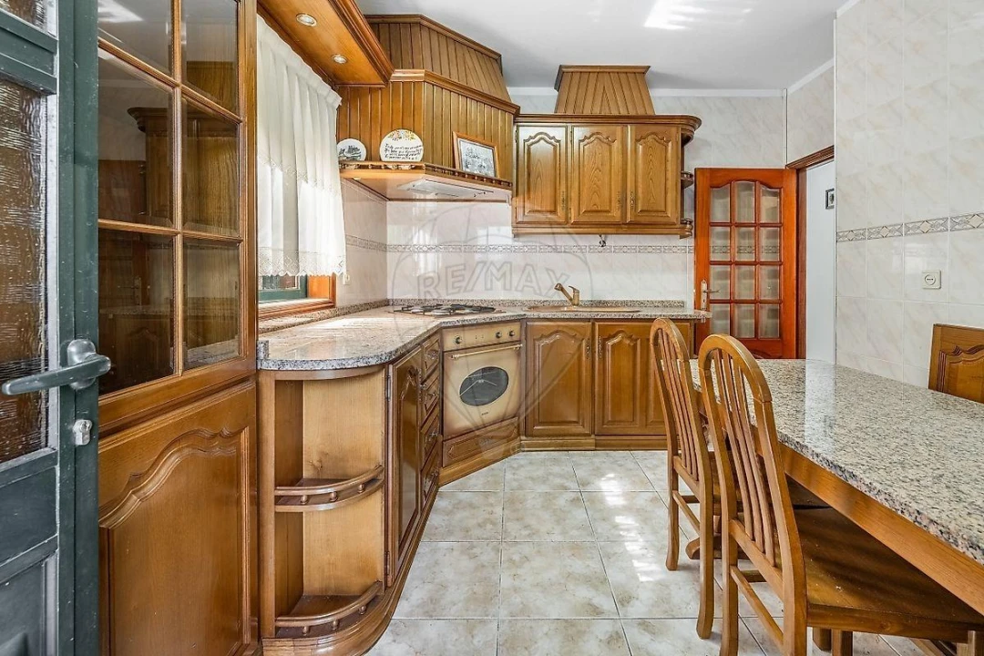 Moradia T3 para Venda em Garfe Foto 9