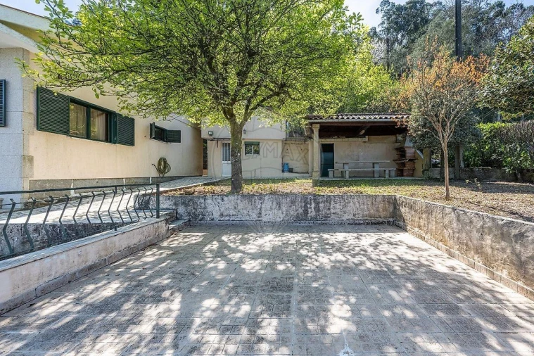 Moradia T3 para Venda em Garfe Foto 13