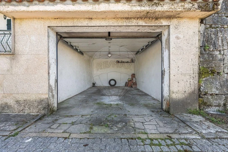 Moradia T3 para Venda em Garfe Foto 3