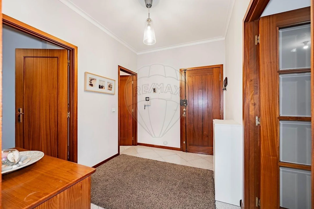 Apartamento T1 para Venda em Braga (Maximinos, Sé e Cividade) Foto 5
