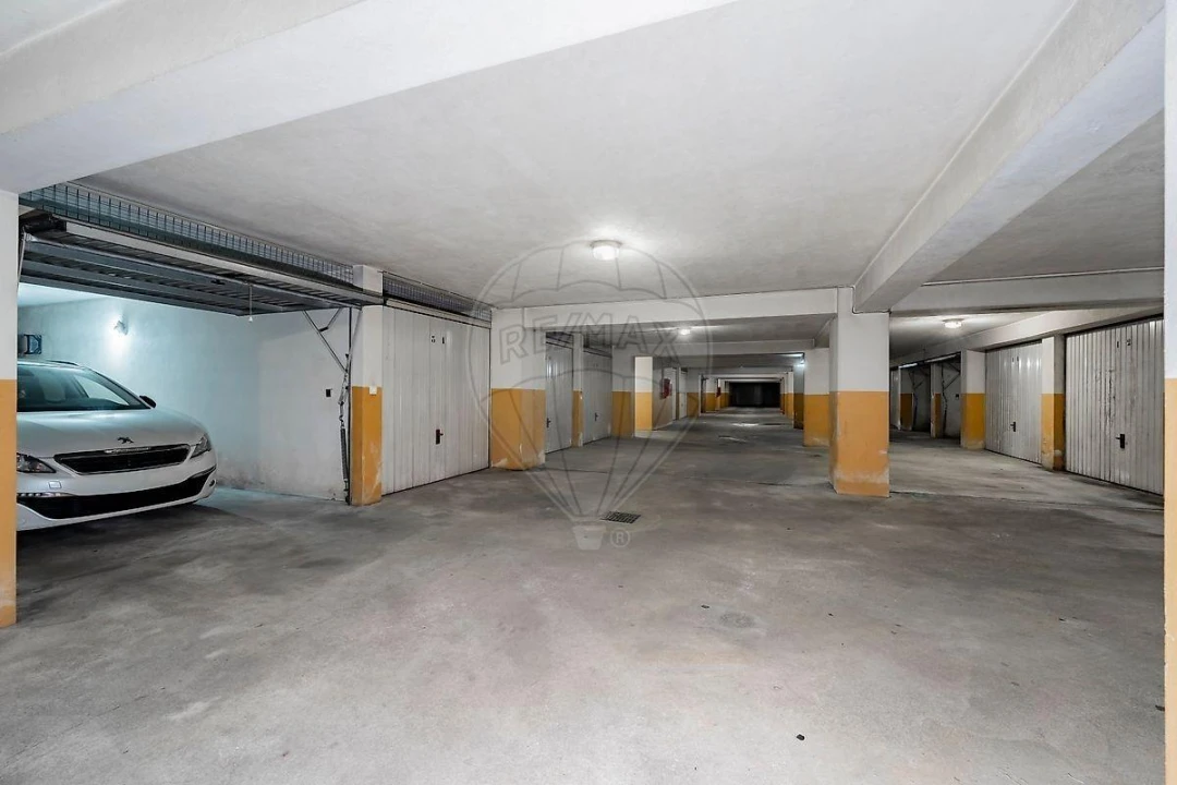 Apartamento T1 para Venda em Braga (Maximinos, Sé e Cividade) Foto 7