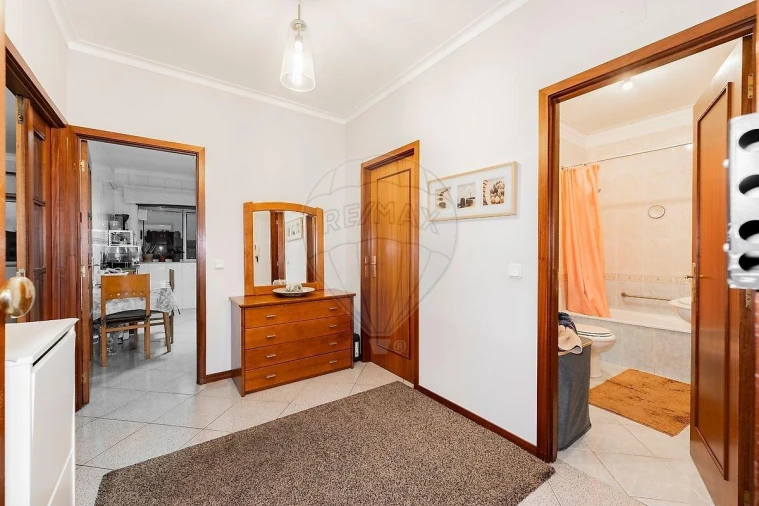 Apartamento T1 para Venda em Braga (Maximinos, Sé e Cividade) Foto 14