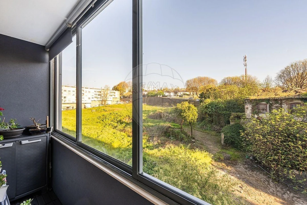 Apartamento T3 para Venda em Braga (Maximinos, Sé e Cividade) Foto 4