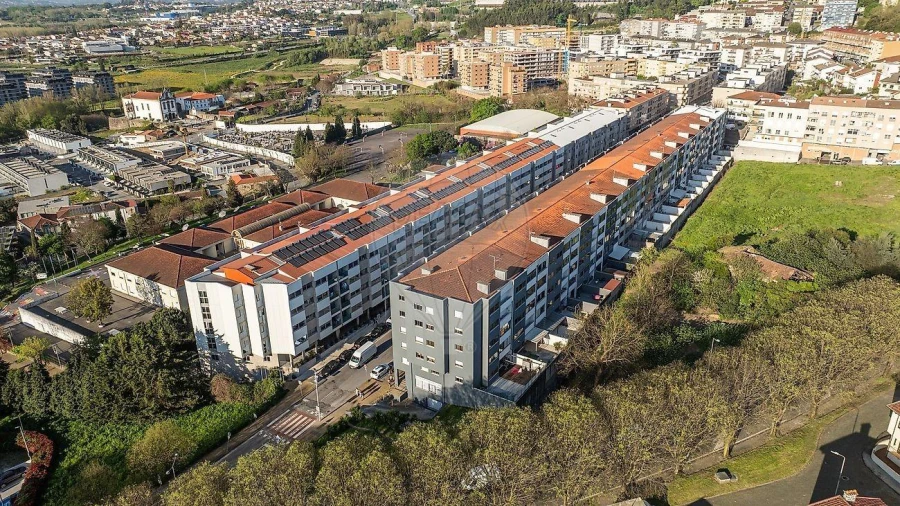 Apartamento T3 para Venda em Braga (Maximinos, Sé e Cividade) Foto 22
