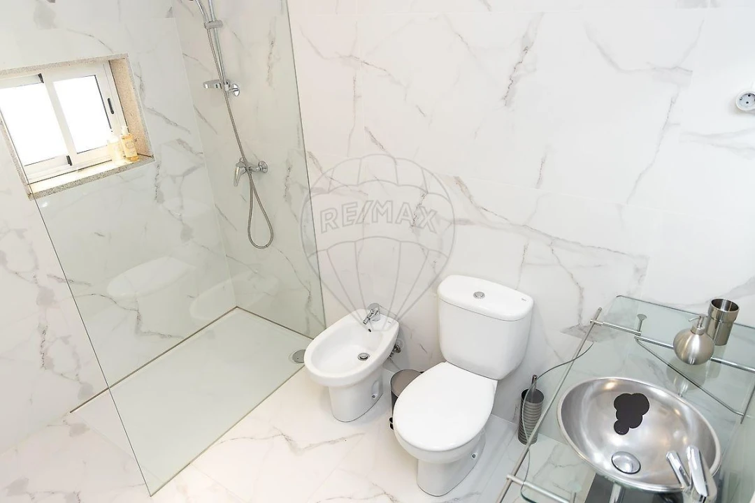 Moradia T2 para Venda em Covas Foto 14