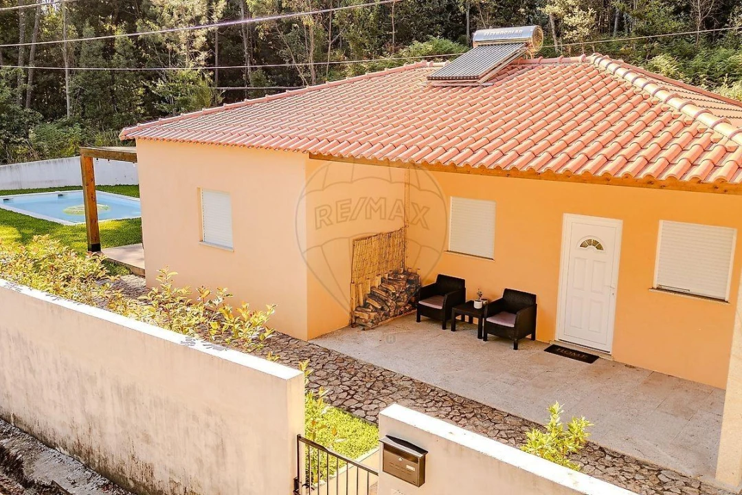 Moradia T2 para Venda em Covas Foto 23