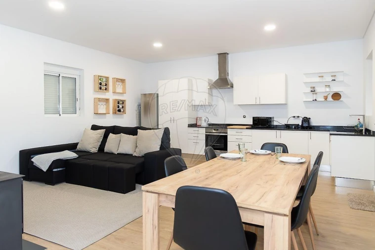 Moradia T2 para Venda em Covas Foto 3