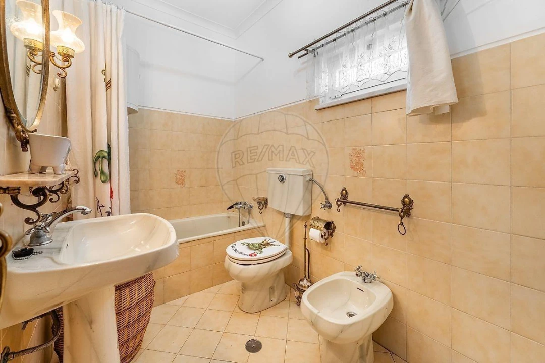 Moradia T3 para Venda em Ferral Foto 11