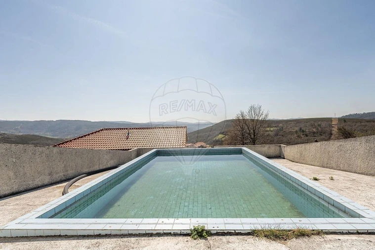 Moradia T3 para Venda em Ferral Foto 7