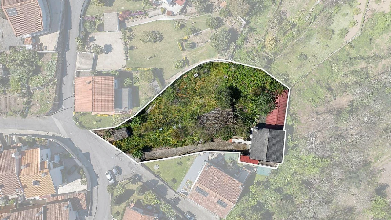 Moradia T3 para Venda em Cruz Foto 27