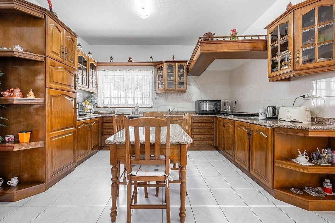 Moradia T4 para Venda em Vila Nova de Famalicão e Calendário Foto 24