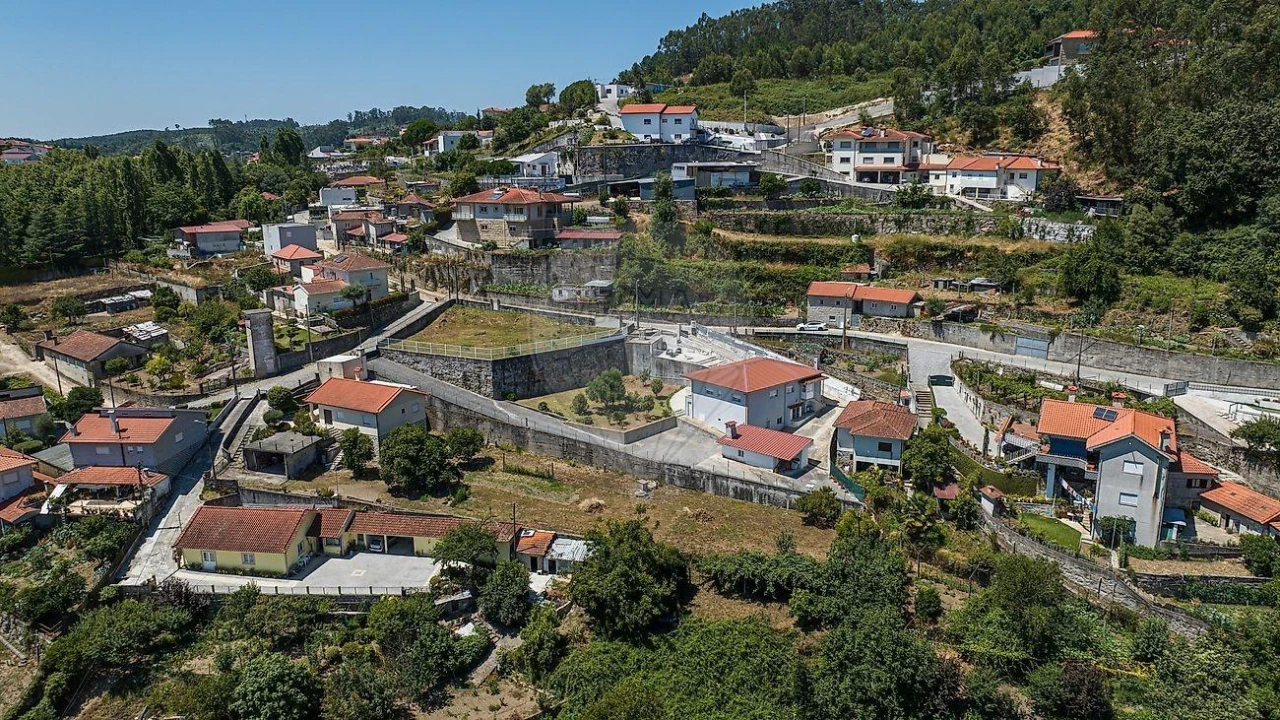 Moradia T4 para Venda em Vila Nova de Famalicão e Calendário Foto 38