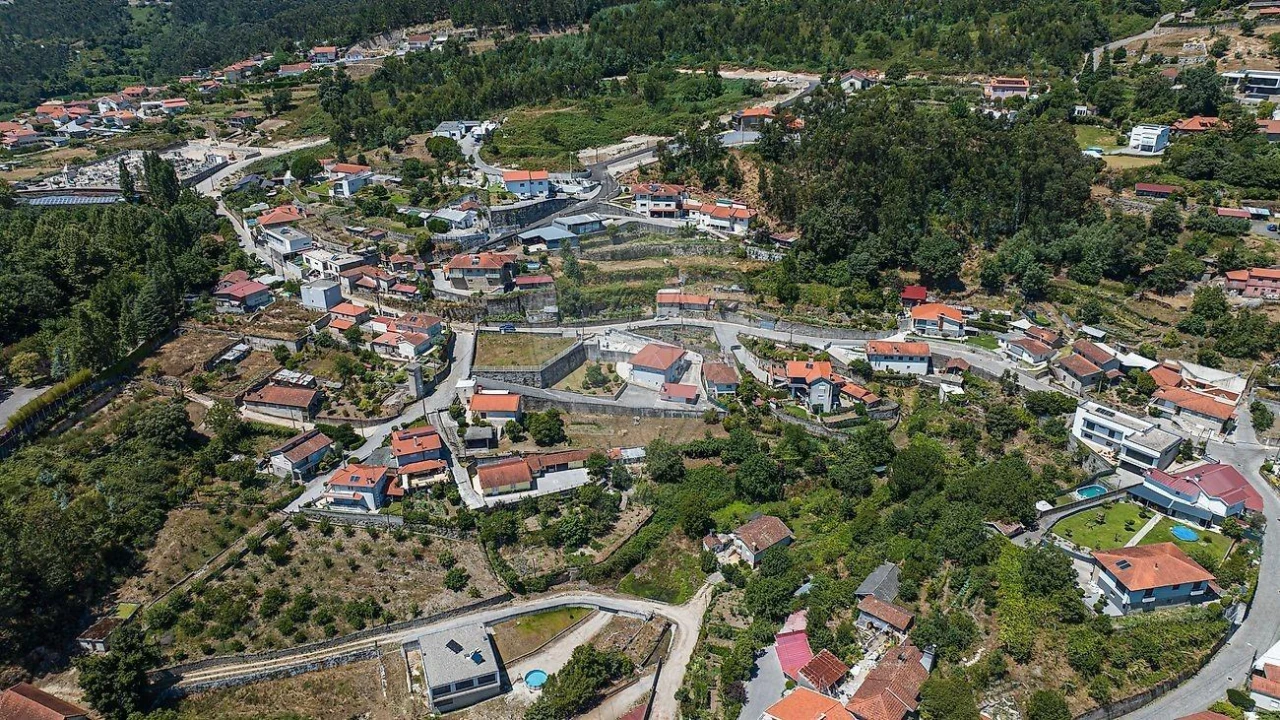 Moradia T4 para Venda em Vila Nova de Famalicão e Calendário Foto 43