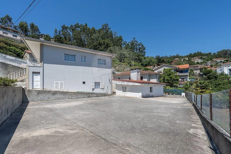 Moradia T4 para Venda em Vila Nova de Famalicão e Calendário Foto 29