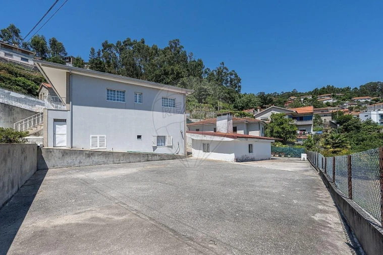 Moradia T4 para Venda em Vila Nova de Famalicão e Calendário Foto 28