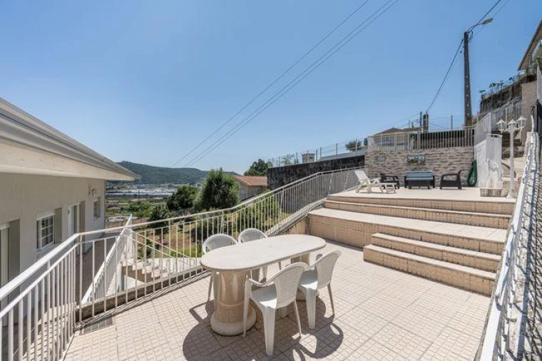 Moradia T4 para Venda em Vila Nova de Famalicão e Calendário Foto 47