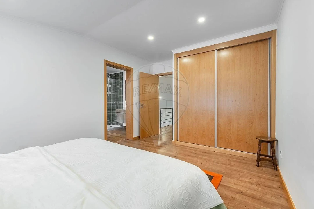 Moradia T3 para Venda em Valdosende Foto 10