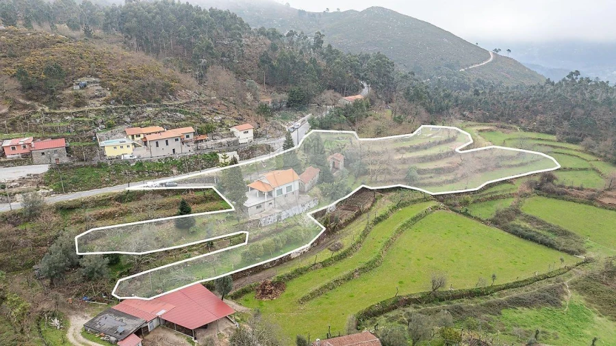 Moradia T3 para Venda em Valdosende Foto 30