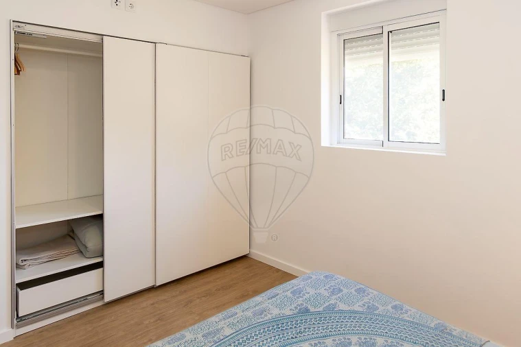 Moradia T2 para Venda em Covas Foto 10