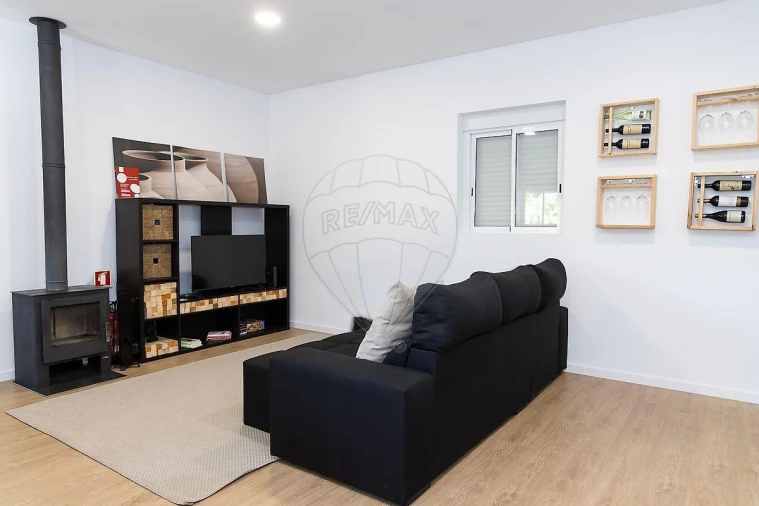 Moradia T2 para Venda em Covas Foto 7