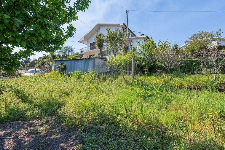 Moradia T3 para Venda em Cruz Foto 16