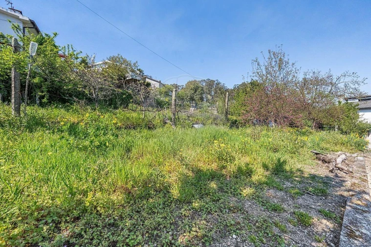 Moradia T3 para Venda em Cruz Foto 17