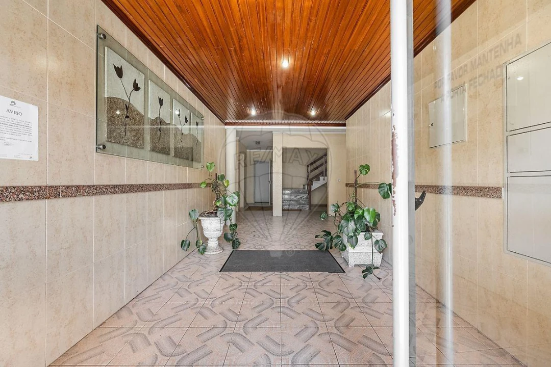 Apartamento T3 para Venda em Braga (Maximinos, Sé e Cividade) Foto 18