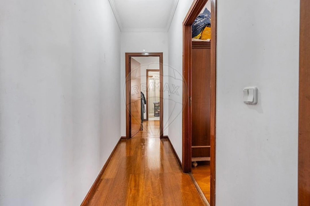 Apartamento T3 para Venda em Braga (Maximinos, Sé e Cividade) Foto 25