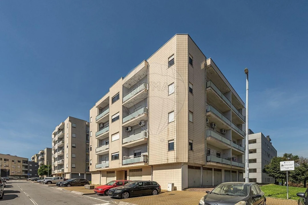 Apartamento T3 para Venda em Braga (Maximinos, Sé e Cividade) Foto 34