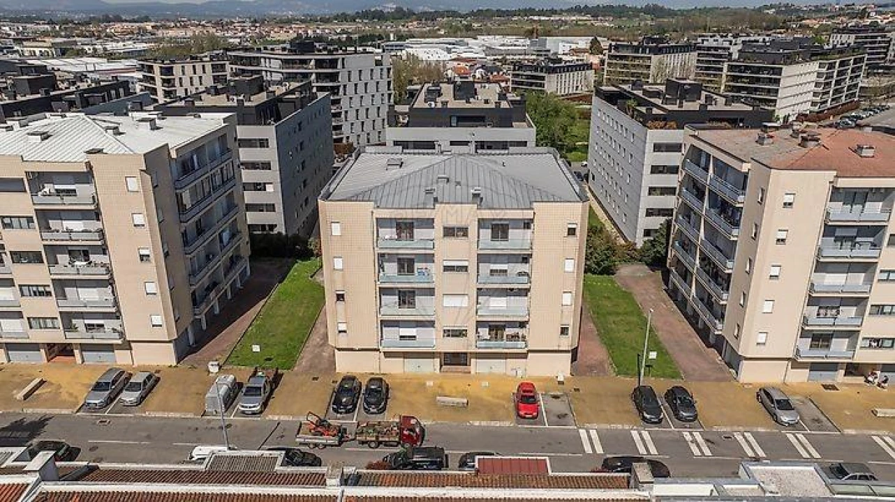 Apartamento T3 para Venda em Braga (Maximinos, Sé e Cividade) Foto 5
