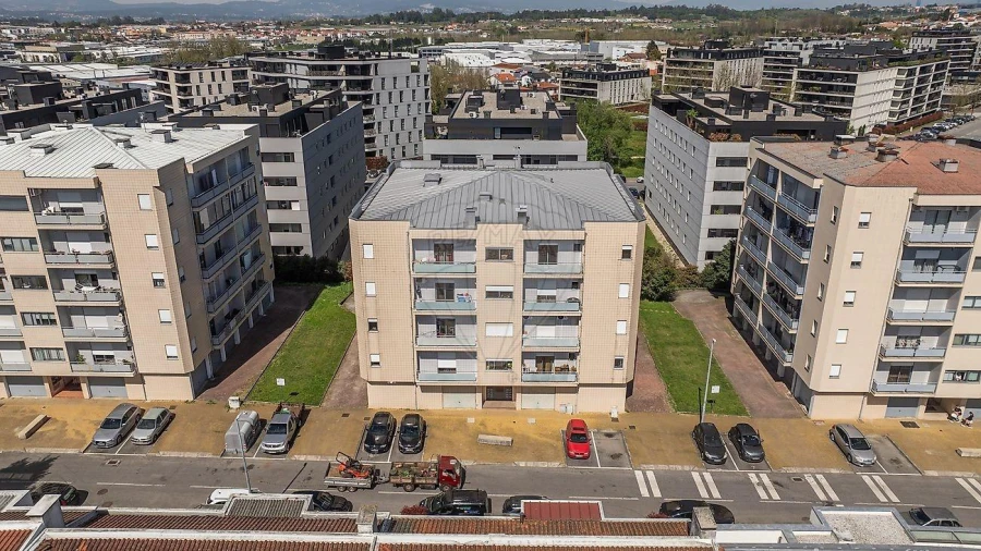 Apartamento T3 para Venda em Braga (Maximinos, Sé e Cividade) Foto 10