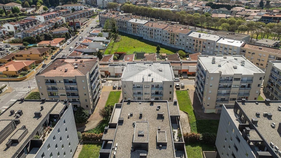 Apartamento T3 para Venda em Braga (Maximinos, Sé e Cividade) Foto 14