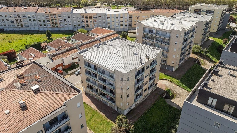 Apartamento T3 para Venda em Braga (Maximinos, Sé e Cividade) Foto 17